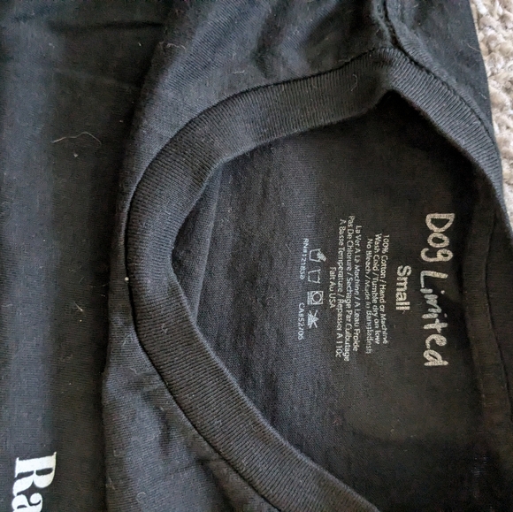 Tee - Picture 4 of 4